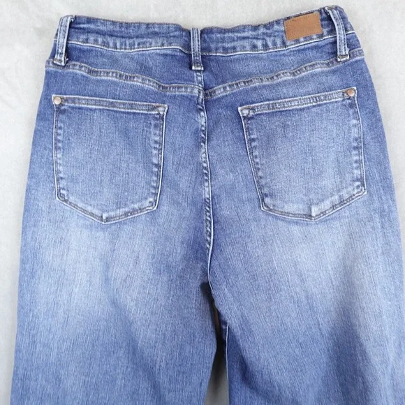 Judy Blue Jeans High Waisted Wide Leg Crop Size 13/31 Medium Wash - Picture 6 of 8